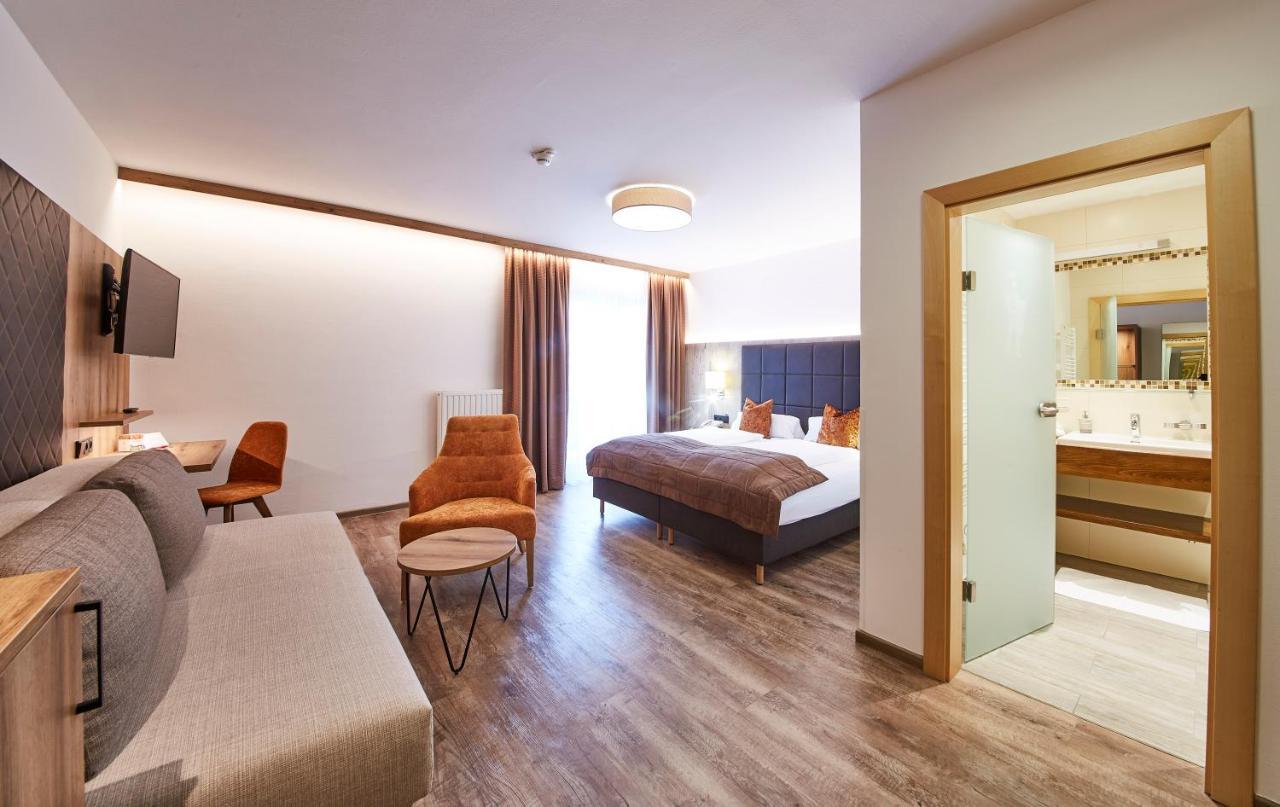 Fusch an der Grossglocknerstrasse Hotel Roemerhof מראה חיצוני תמונה