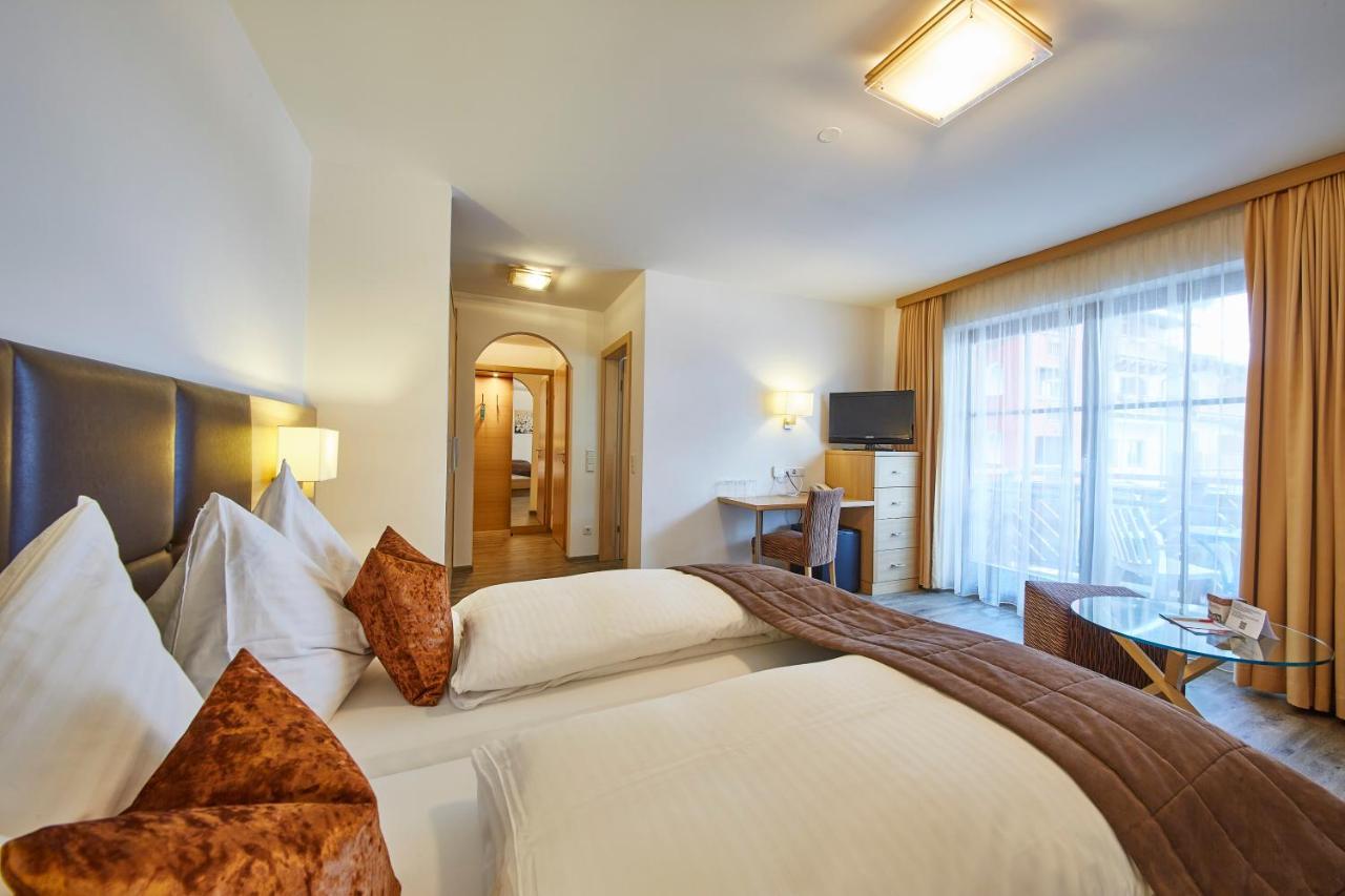 Fusch an der Grossglocknerstrasse Hotel Roemerhof מראה חיצוני תמונה